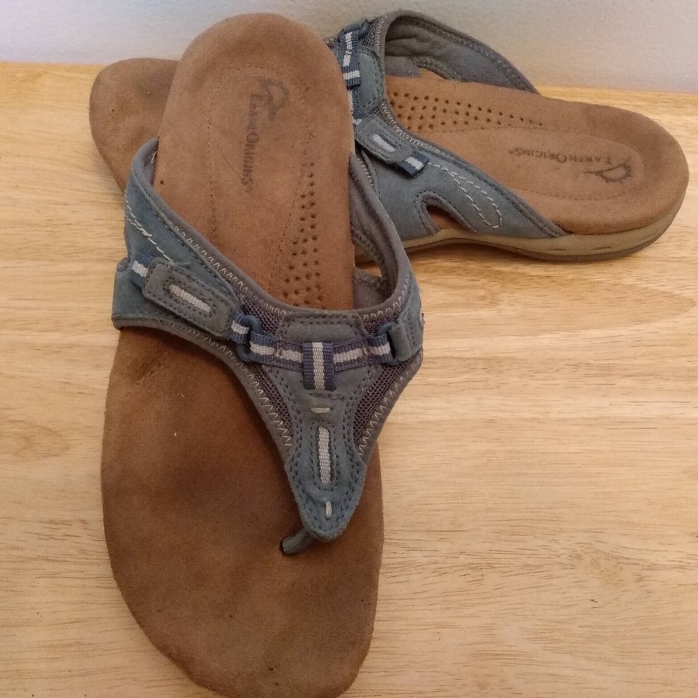 Earth Origins Sandals - Size 8.5
